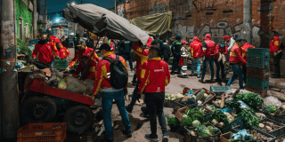Decomisan 11 toneladas de comida en descomposición en Bogotá