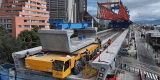 Kattor el carro que optimiza la construcción del viaducto Metro Bogotá